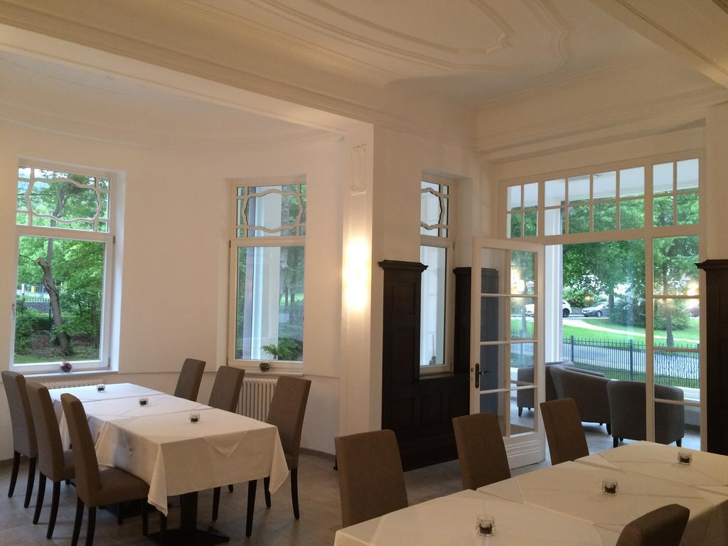 Appartements Am Kurpark Bad Pyrmont Extérieur photo
