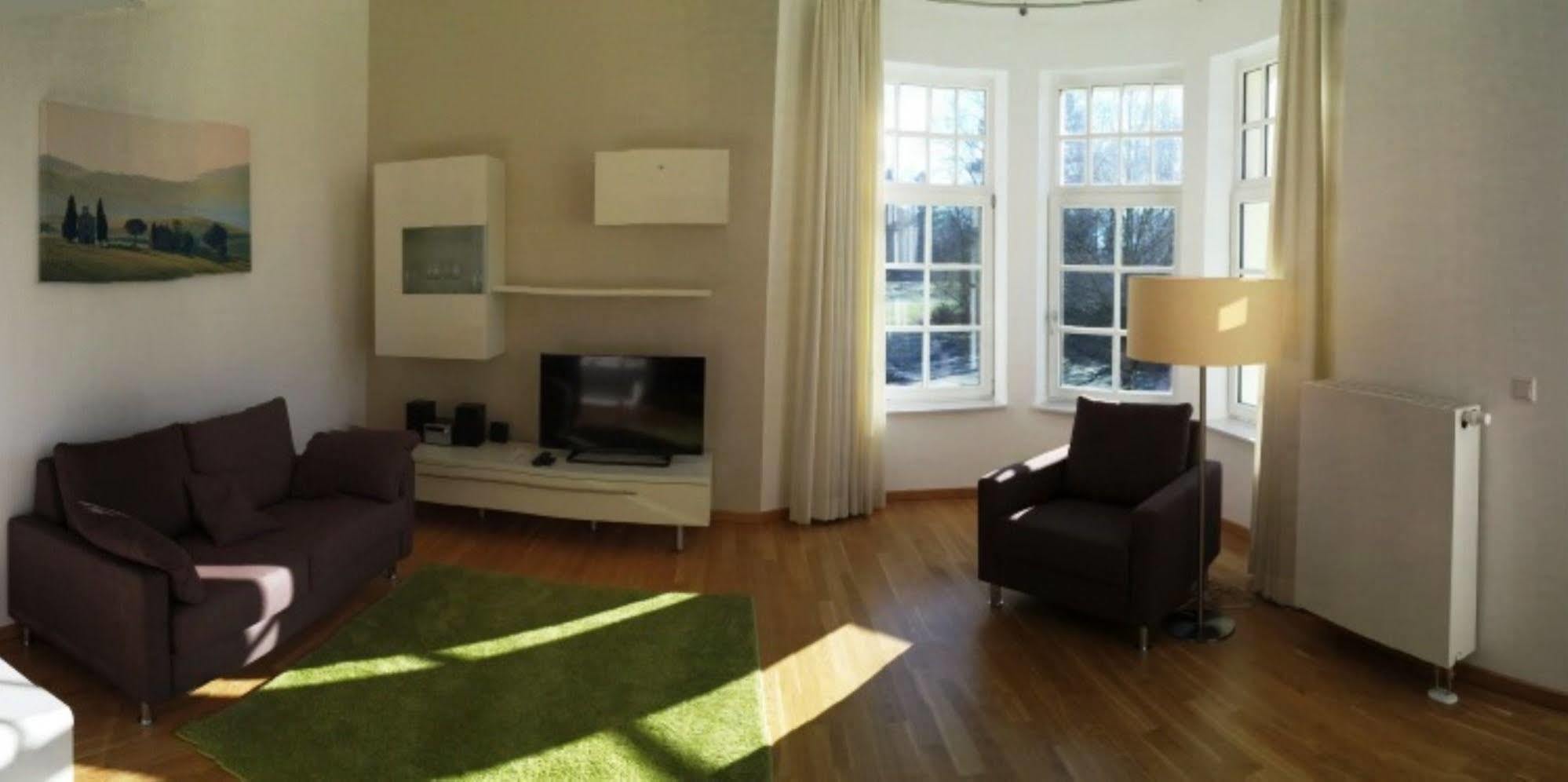 Appartements Am Kurpark Bad Pyrmont Extérieur photo