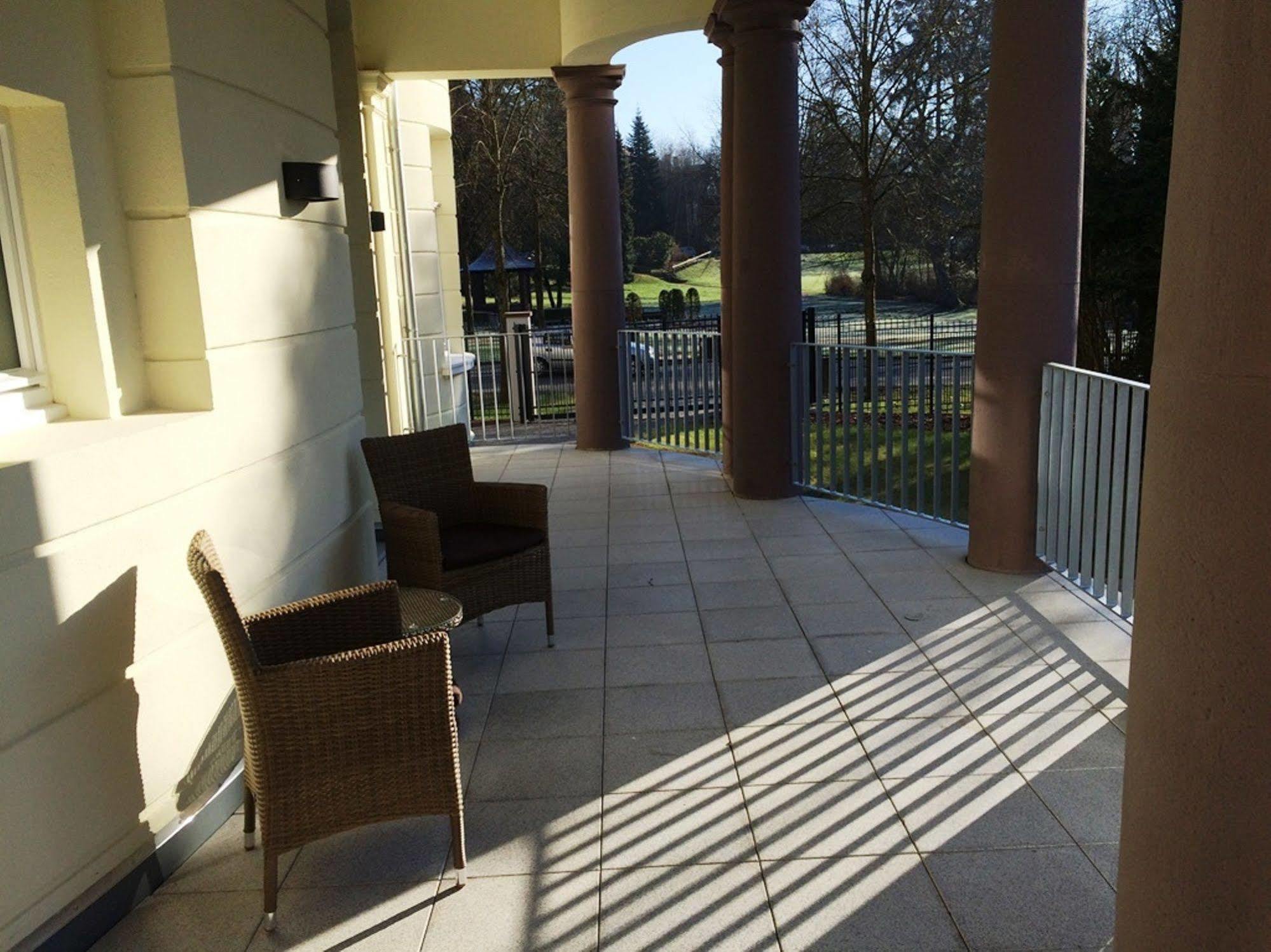 Appartements Am Kurpark Bad Pyrmont Extérieur photo